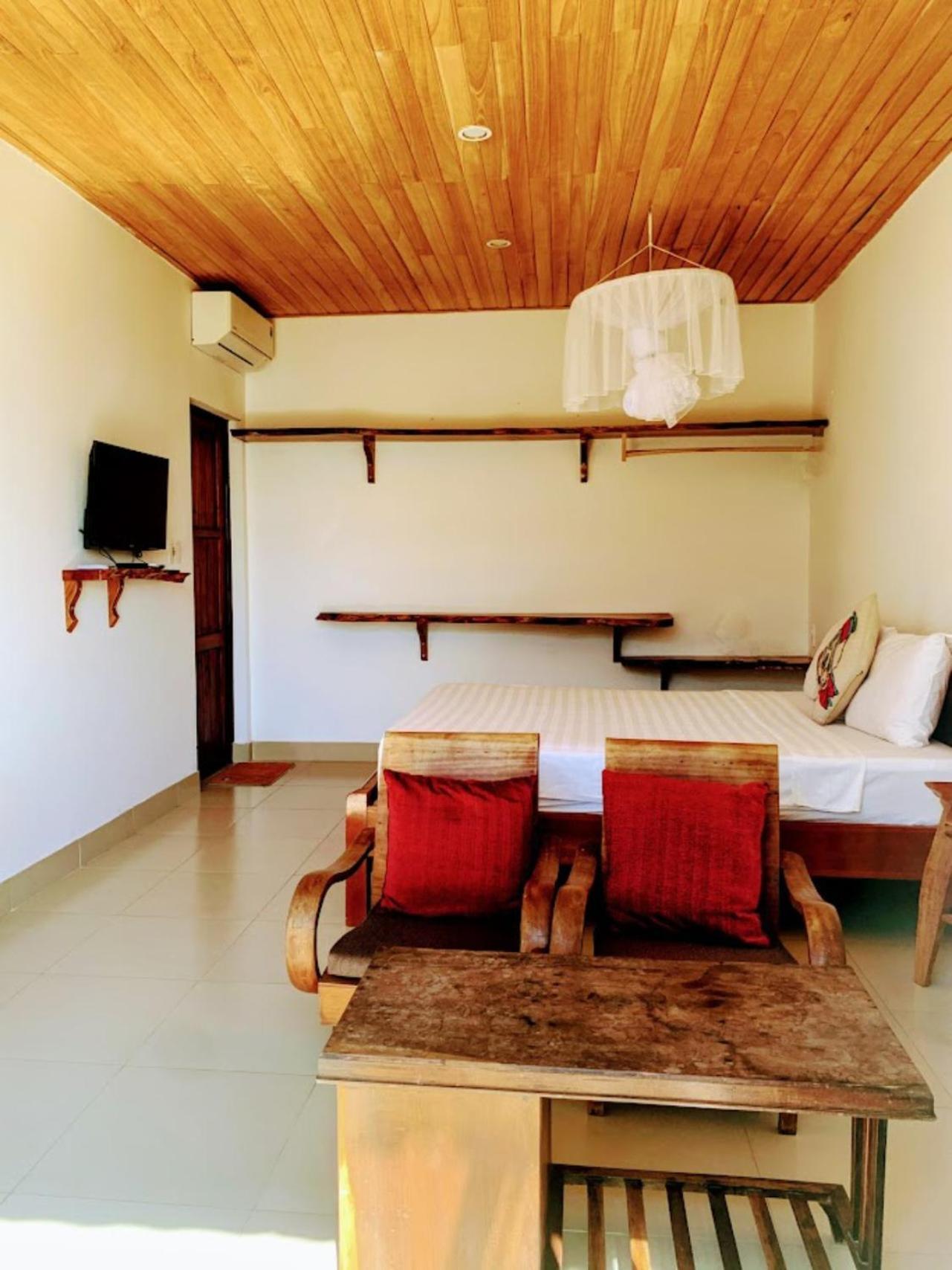 Homestay Ocbien Хоян Екстер'єр фото